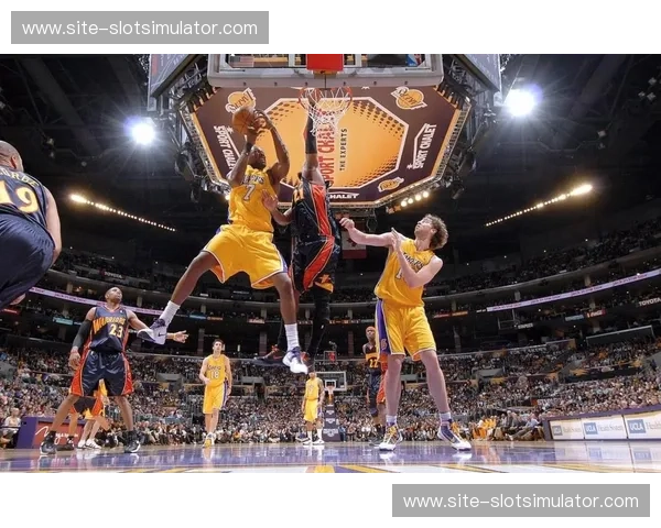 湖人引进神射肯纳德 首秀即命中三分缓解外线危机 湖人引进神射肯纳德 首秀即命中三分缓解外线危机